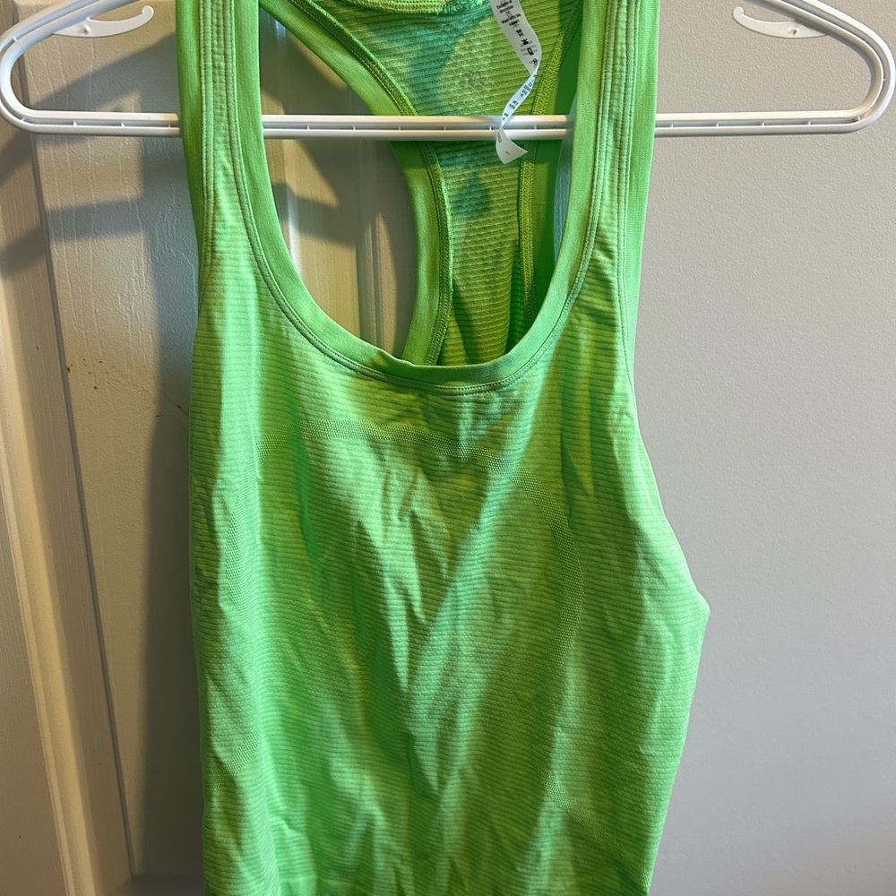 Lululemon Tech RB 2.0 Tank